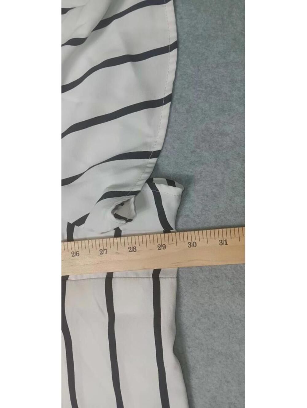 Torrid Harper Flutter Sleeve Blouse Womens Size 4 Black And White Stripes... - Picture 3 of 12